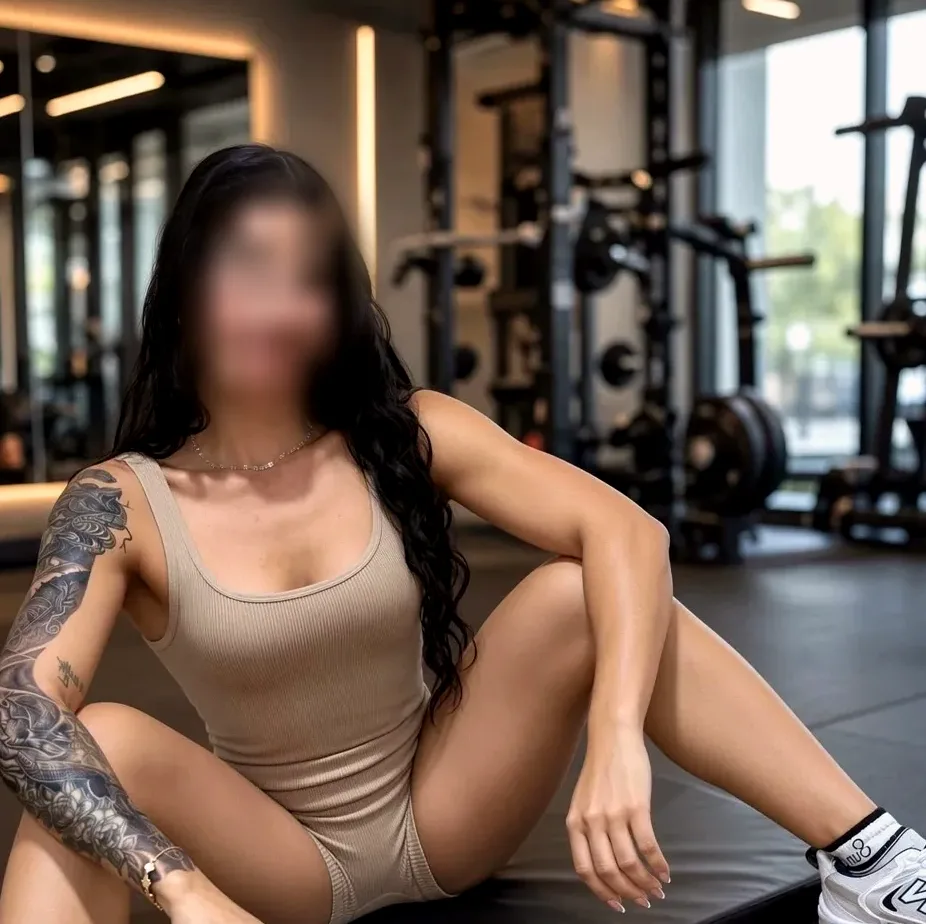 Anna, 22