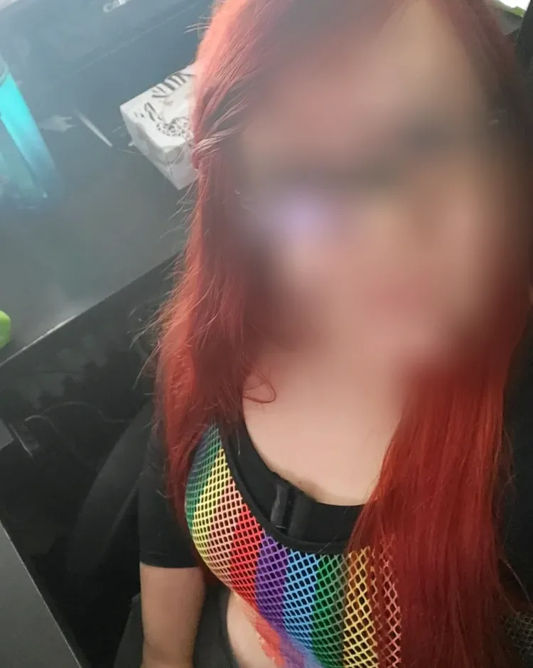 Annika, 29